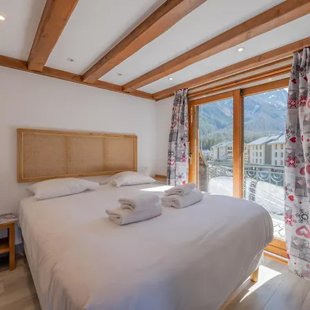 Le Cristal Nb15 Mont-blanc View, Pool, Parking & Wifi - Happy Appartamento Chamonix