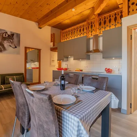 Le Cristal Nb15 Mont-blanc View, Pool, Parking & Wifi - Happy Appartamento *