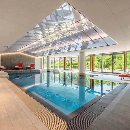 Апартаменти Le Cristal Nb15 Mont-blanc View, Pool, Parking & Wifi - Happy *